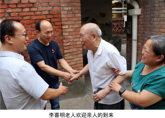洛阳殡仪馆领导“八一”建军节慰问离休老573.png